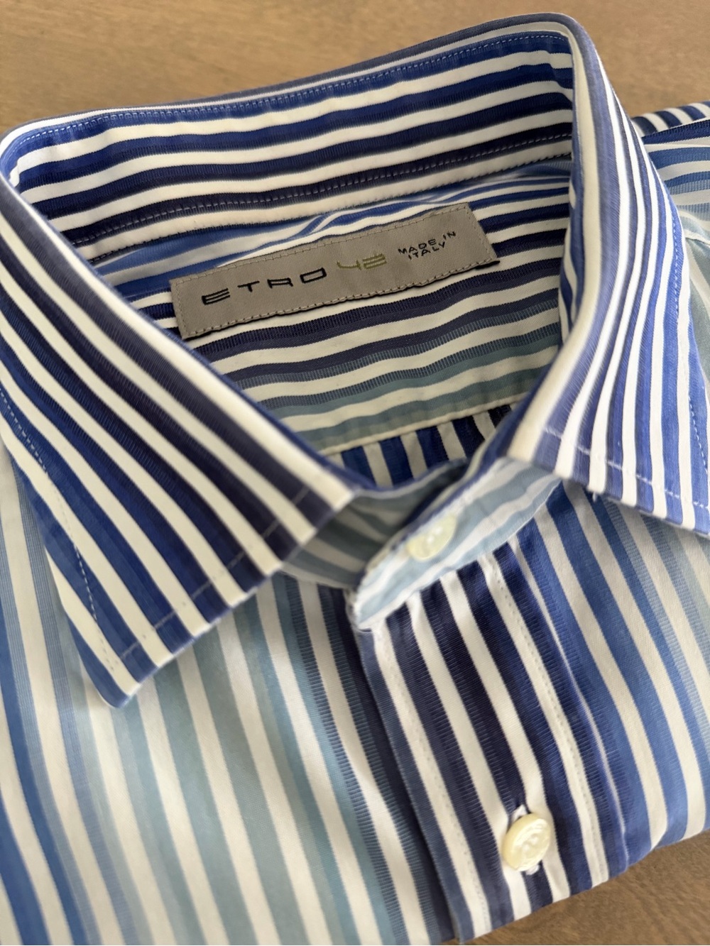 🇮🇹 ETRO Milano $600 Striped Navy and White Spread-Collar Dress Shirt